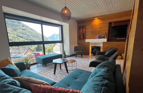 Allemond House | NEW -Luxe and spacious gite with view in Alpe d'Huez area *ski*hike*bike*