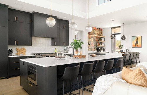 Dripping Springs House | NEW|Luxe Estate|Pond|Pool|Pickleball|Animals|22Ppl