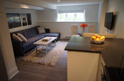 New Westminster Apartment | NEW Luxe Modern Suite in Heritage Home