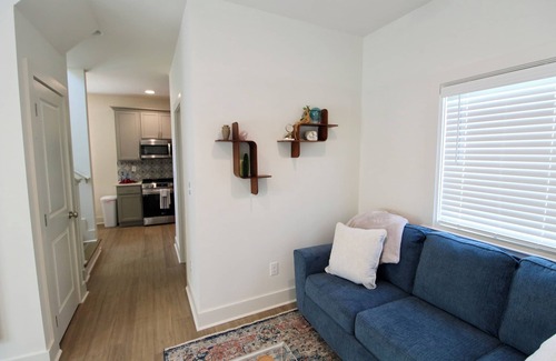Auburn Cottage | New Luxury 2BR Cottage in Downtown Auburn!