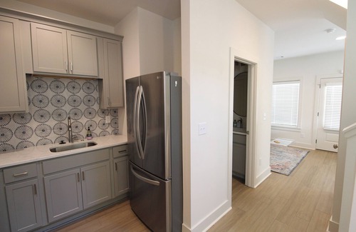 Auburn Cottage | New Luxury 2BR Cottage in Downtown Auburn!