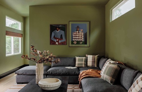 East MLK House | New Luxury Austin Retreat | Sauna and Hot Tub