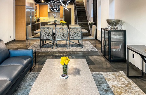 Eastside House | NEW Luxury Concrete Home : Only Minutes from the Beach!