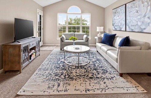 Shelby Township Condo | New luxury condo spectacular views