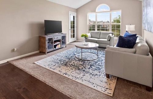 Shelby Township Condo | New luxury condo spectacular views