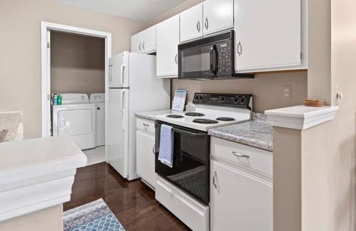 Shelby Township Condo | New luxury condo spectacular views