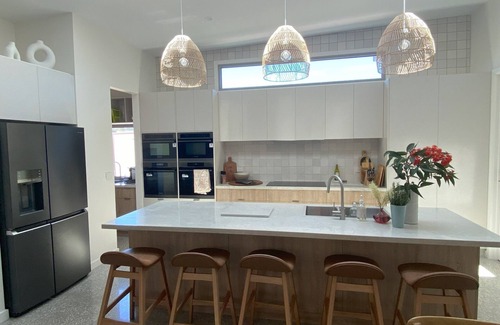 Venus Bay House | NEW Luxury Escape at Beach 5 Venus Bay only 20 meters from Beach 5 access road.