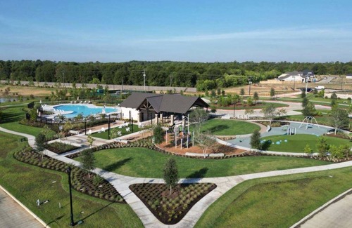 Magnolia House | New luxury home in Magnolia, TX