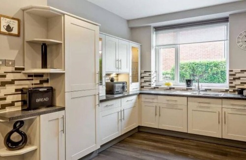Llandudno Cottage | New: Luxury home sleeping 8 w/Hot Tub