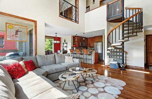 Old Town Condo | NEW! Luxury Penthouse 4BR/3BA Condo In Heart Of Downtown Winter Park