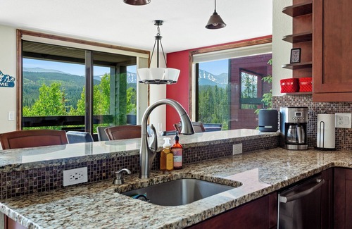 Old Town Condo | NEW! Luxury Penthouse 4BR/3BA Condo In Heart Of Downtown Winter Park