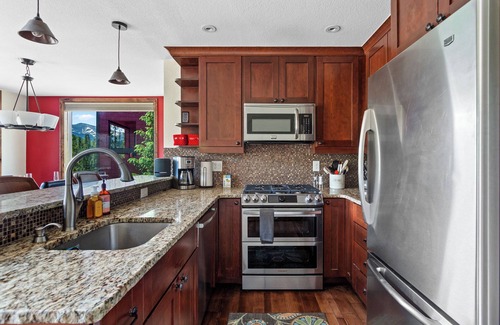 Old Town Condo | NEW! Luxury Penthouse 4BR/3BA Condo In Heart Of Downtown Winter Park