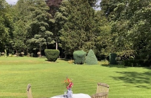 Longford Apartment | New - Luxury Spacious Apartment in Beautiful Grounds