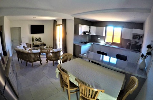 Concession Conde House | New luxury villa in St Pierre Reunion - Swimming pool- close to all amenities