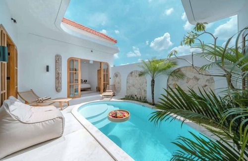 Pererenan House | New Mediterranean & Tropical 3B Villa Canggu Beach