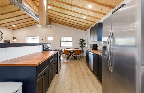 Garfield House | NEW Modern 2 bedroom House in the heart of Phoenix!