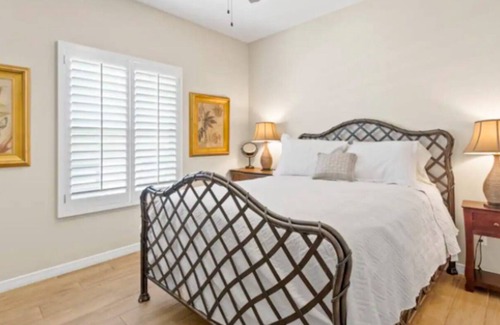 El Paso House | NEW Modern 3BR/2BA Near Mountain w/Tesla Charge⚡️