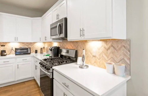 El Paso House | NEW Modern 3BR/2BA Near Mountain w/Tesla Charge⚡️