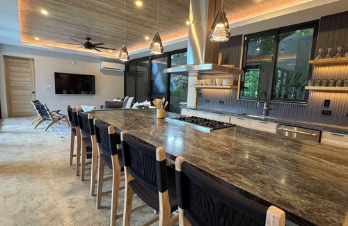 Playa Guiones House | NEW Modern 6BR – Pool, Walk2Beach, Sleeps 20