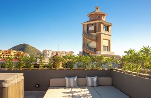 El Medano Ejidal Condo | New Modern Condo in the heart of the Marina
