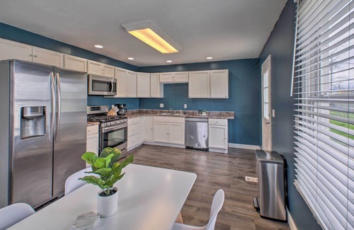 Fort Wayne House | NEW! Modern Fort Wayne Home w/ Yard - 3 Mi to Dtwn