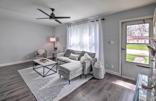Fort Wayne House | NEW! Modern Fort Wayne Home w/ Yard - 3 Mi to Dtwn