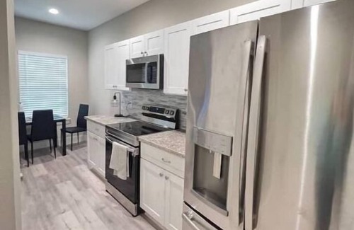 Houston House | NEW modern home near Downtown!