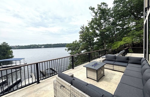 Osage Beach House | NEW Modern Lakefront Retreat, Game Lounge, Private Dock, Sauna, Panoramic Views!