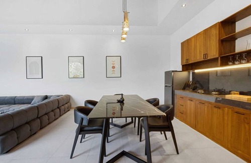 Babakan Villa | New modern & minimalist Villa - unqiue Design