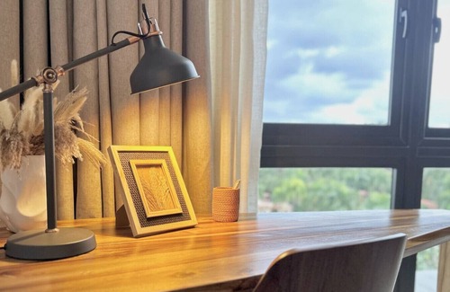 La Ceiba Apartment | *NEW* Modern & Stylish Condo With Rooftop Pool