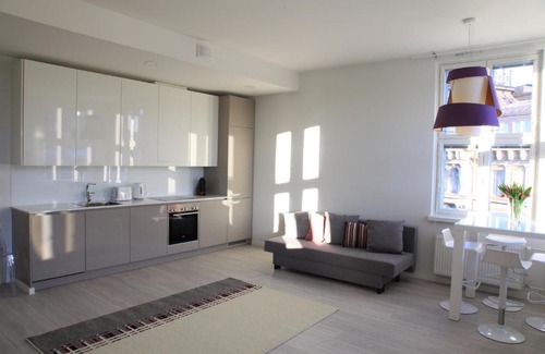 Punavuori Apartment | New Modern Top Floor Residence