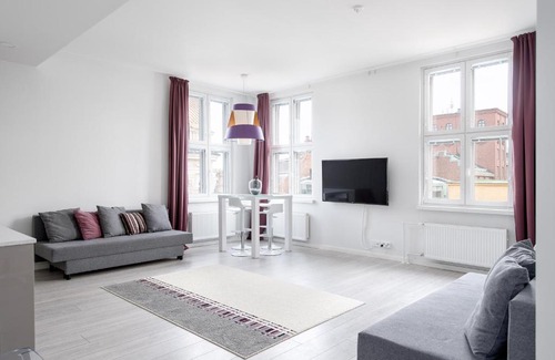 Punavuori Apartment | New Modern Top Floor Residence