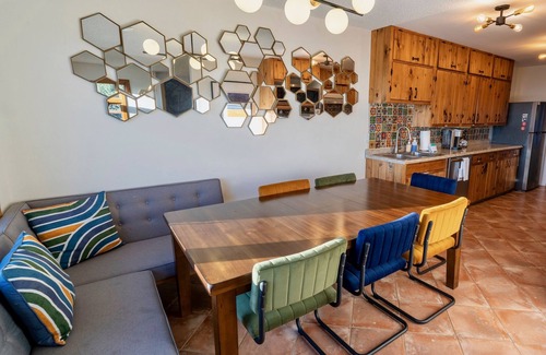 Santa Fe House | NEW! Mountain views, arcade, hot tub, 3000sqft