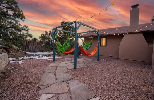 Santa Fe House | NEW! Mountain views, arcade, hot tub, 3000sqft