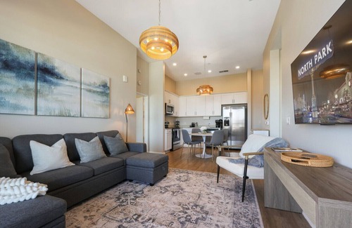North Park Apartment | New N Park 2br Penthouse ~King Beds~Work Spaces~Views~Parking!