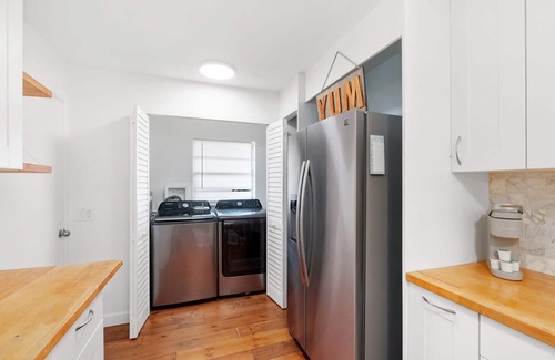 Central Naples House | NEW! Naples Home Away from Home w/Lanai & BBQ