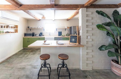 Twentynine Palms House | NEW! New Moon Cactus Villa @ Joshua Tree - HotTub, FirePit, Pool, Outdoor Shower
