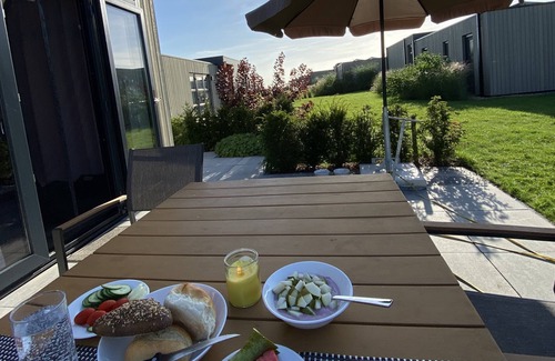 Enkhuizen House | NEW: now with fence - Enkhuizer beach chalet 257 - for your vacation by the sea