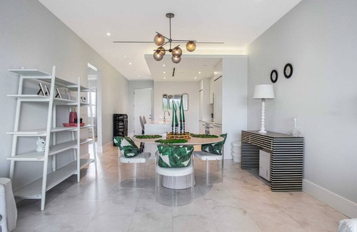 Nassau Condo | *NEW* Oceanfront apartment steps away from Baha Mar
