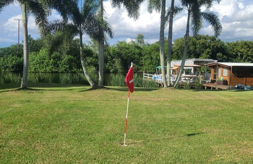 Taylor Creek House | New"One of a kind property" fishing,& golfing . Pontoon available. 25% discount