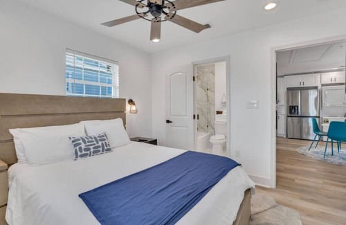 Tulane - Gravier Hotel | New Orleans 3BR Retreat | Pool, Hot Tub,& Backyard