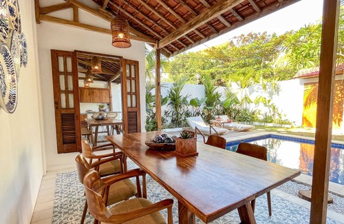 Kuta Villa | New peaceful 4 master bdrm suites villa, Legian