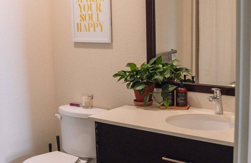 Santa Rosa Condo | NEW!! Peaceful and modern 1-Bedroom Condo