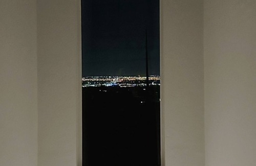 Centennial Hills House | New! PEACEFUL GETAWAY, KING SUITE, VIEWS OF VEGAS!