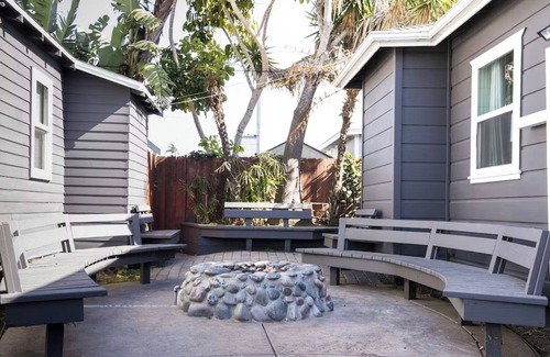 Ocean Beach Apartment | NEW Peaceful Studio Unit - 3 Blocks from the beach