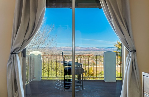 Cottonwood-Verde Village Villa | New Pebble Tech Pool & Manual timer on Spa, Red Rock Views @ 7J Ranch