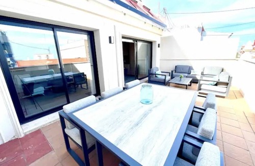 El Cabanyal Apartment | NEW Penthouse at Beach/Cabañal/2 beds/3 baths.nJust 5 minutes from the beach.