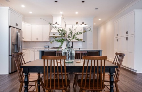 Prospect House | NEW Pet Friendly, WiFi, Bourbon Trail, Downtown Local Dining, Fully Loaded