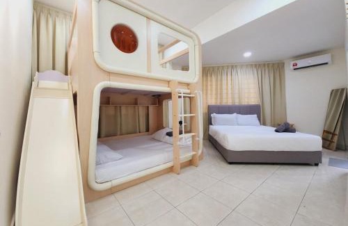 Petaling Jaya House | NEW! Petaling Jaya Corner Landed, Kids Playground Slides, SS17,15 Pax,Seventeen Mall, Eastin, Phileo, SS2, Jaya One,UM