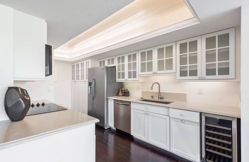 Hunt Club House | New PGA Home on Fazio Golf Course w/Amazing 180º Views by Guaranteed Rental™